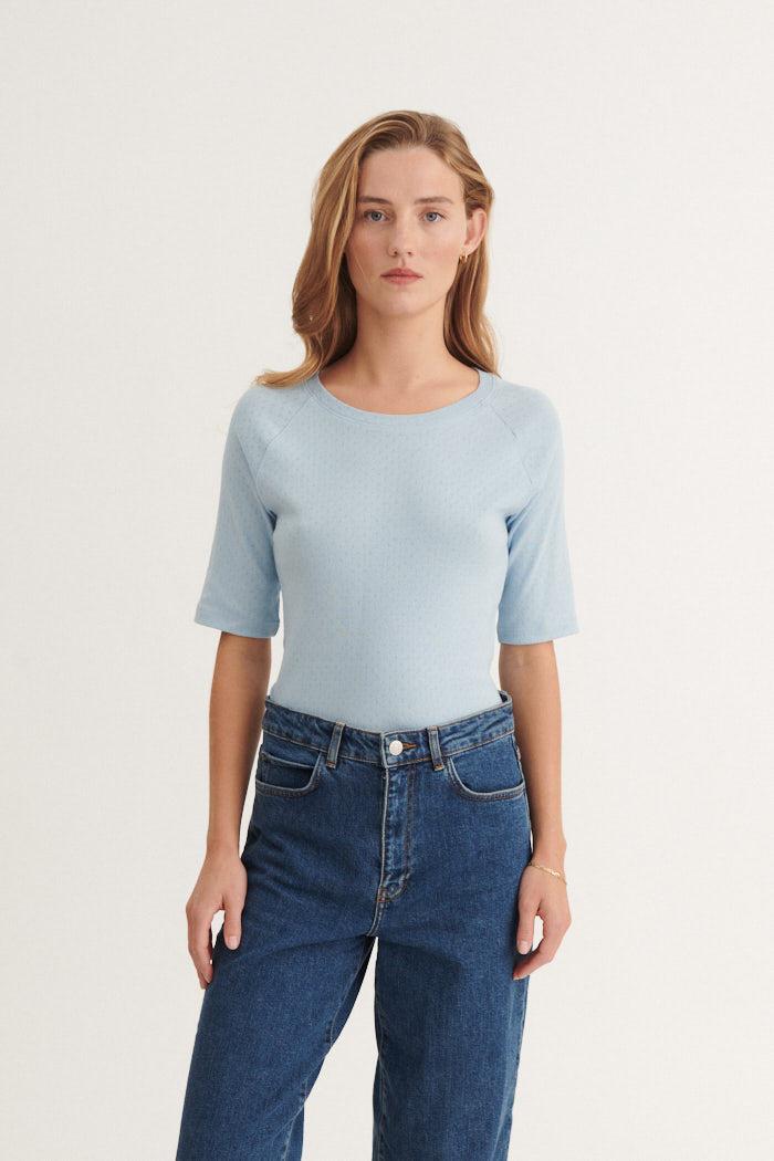 Basic Apparel Arense Tee T-shirts 114 Cashmere Blue